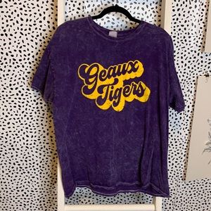 Purple and gold LSU tshirt size XL